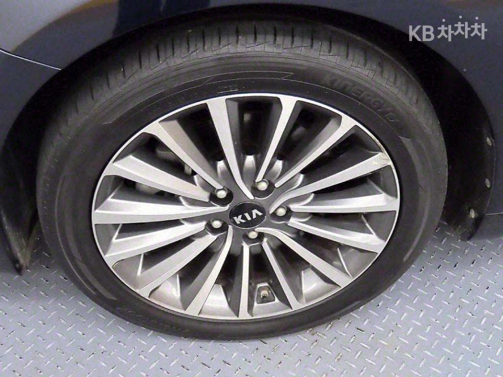 Киа All New K73.3 GDi Лимитиран 에디션 - 20