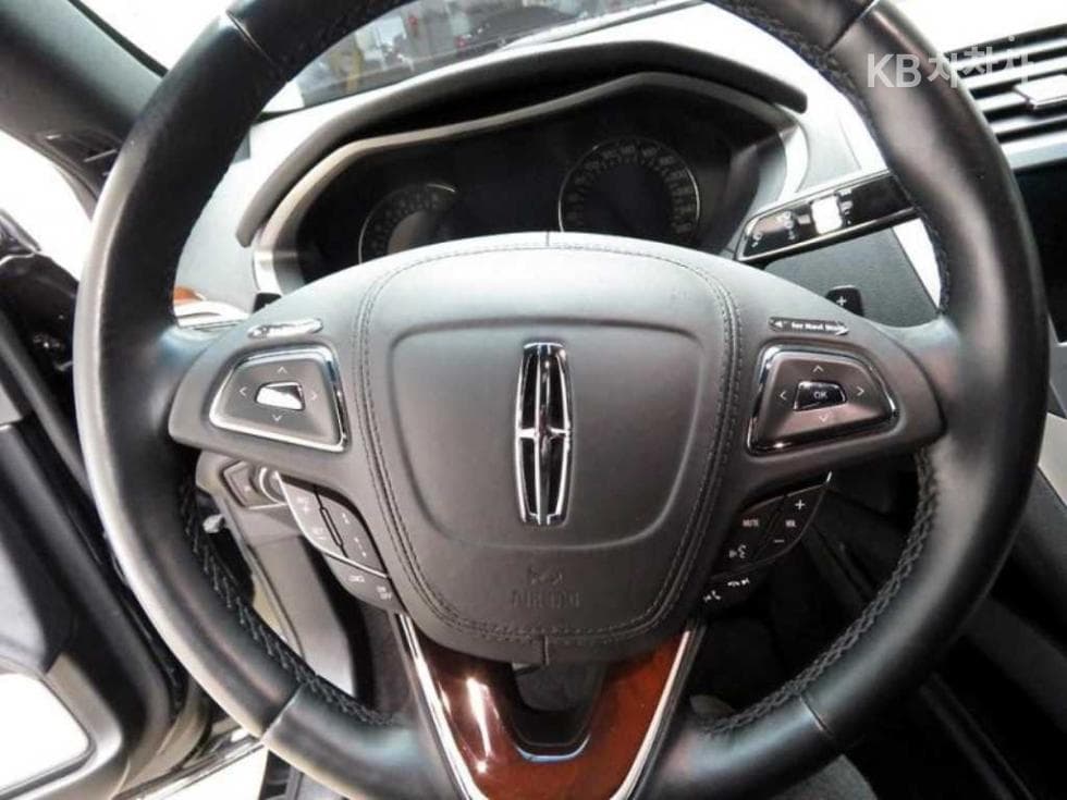 링컨 Нов MKZ2.0 EcoBoost Select - 9