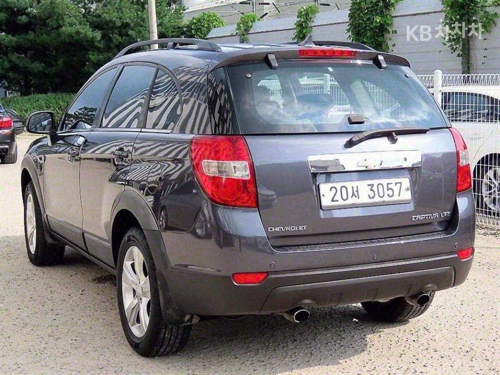 Джи Ем Корея Chevrolet Captiva2WD LS 5-местен - 3