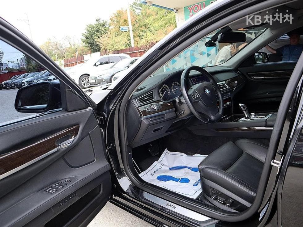 BMW Нов7시리즈740i - 6