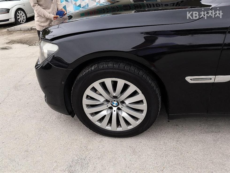 BMW Нов7시리즈740i - 18
