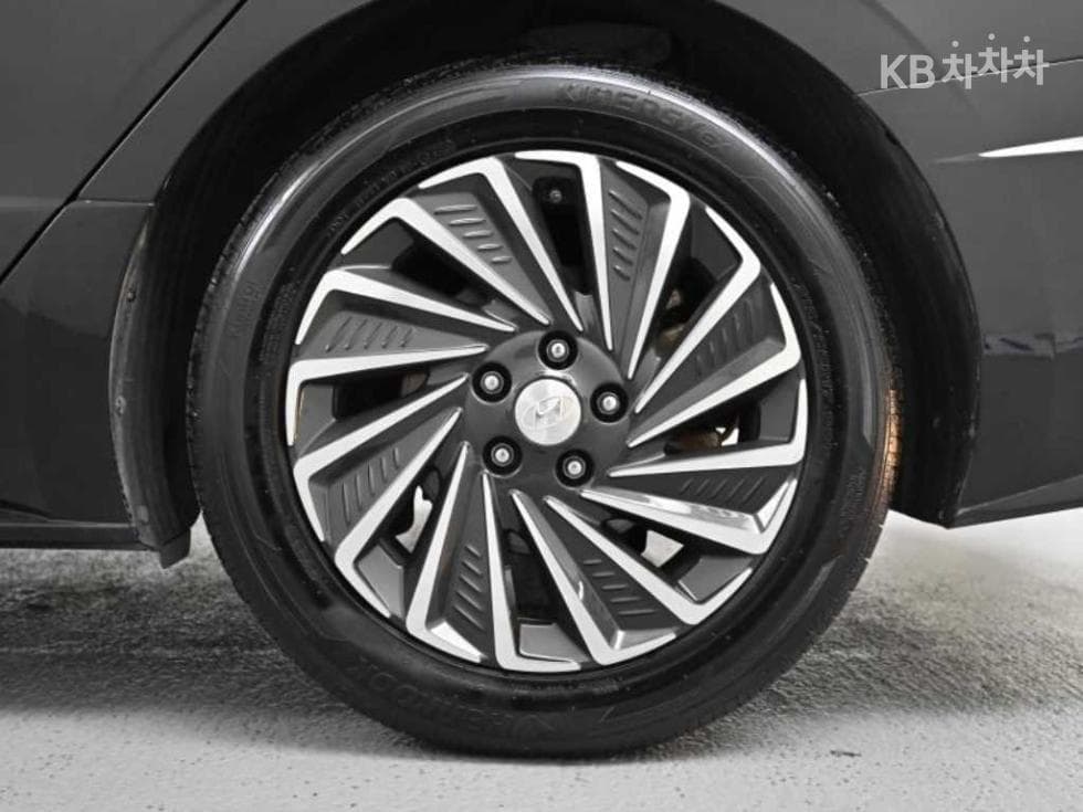 Хюндай Соната Хибрид (DN8)2.0 Хибрид Premium - 5