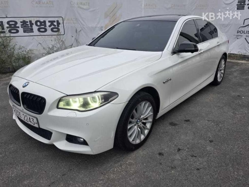 BMW Нов5 Серия 520d xDrive F10(10~16년) - Image 1