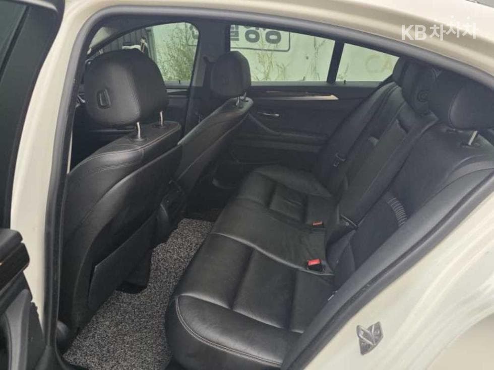 BMW Нов5 Серия520d xDrive F10 - 6