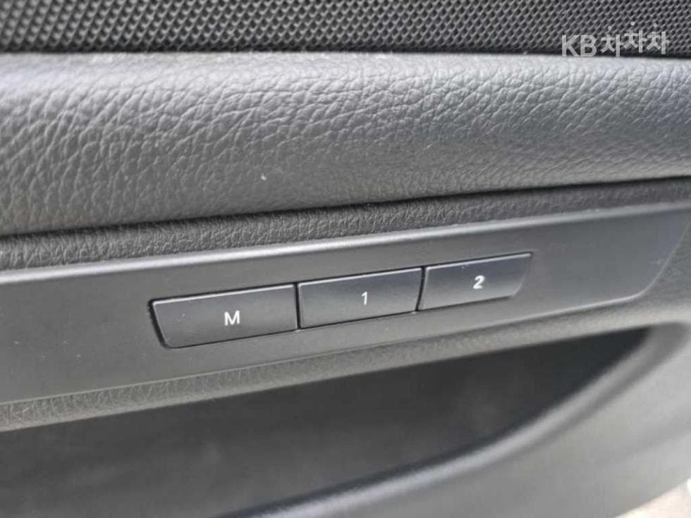 BMW Нов5 Серия520d xDrive F10 - 12