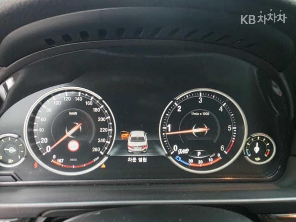 BMW Нов5 Серия520d xDrive F10 - 14