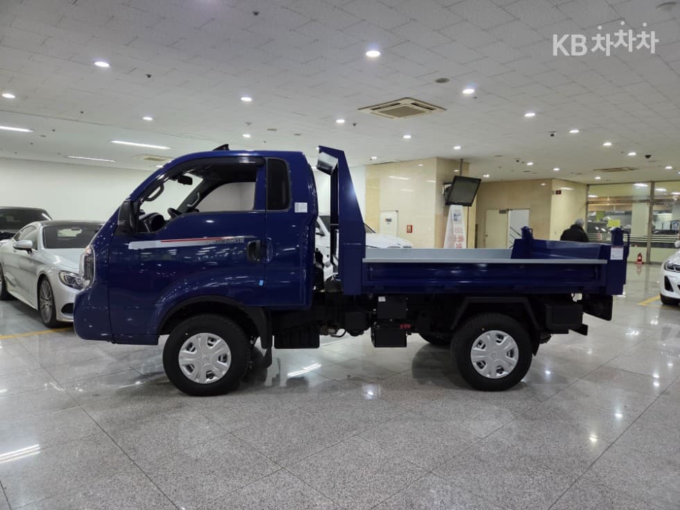 Киа The New (фейслифт) Бонго 3 (лек)덤프 1 тон 일반형 Королевска кабина 장축 4x4 GL - 4
