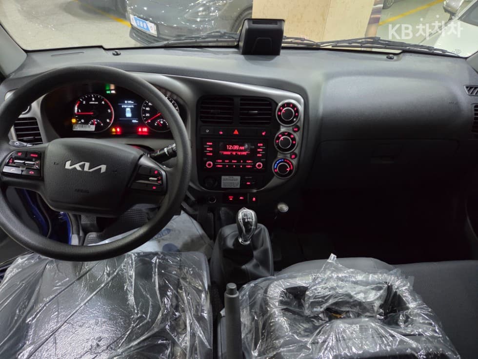 Киа The New (фейслифт) Бонго 3 (лек)덤프 1 тон 일반형 Королевска кабина 장축 4x4 GL - 8