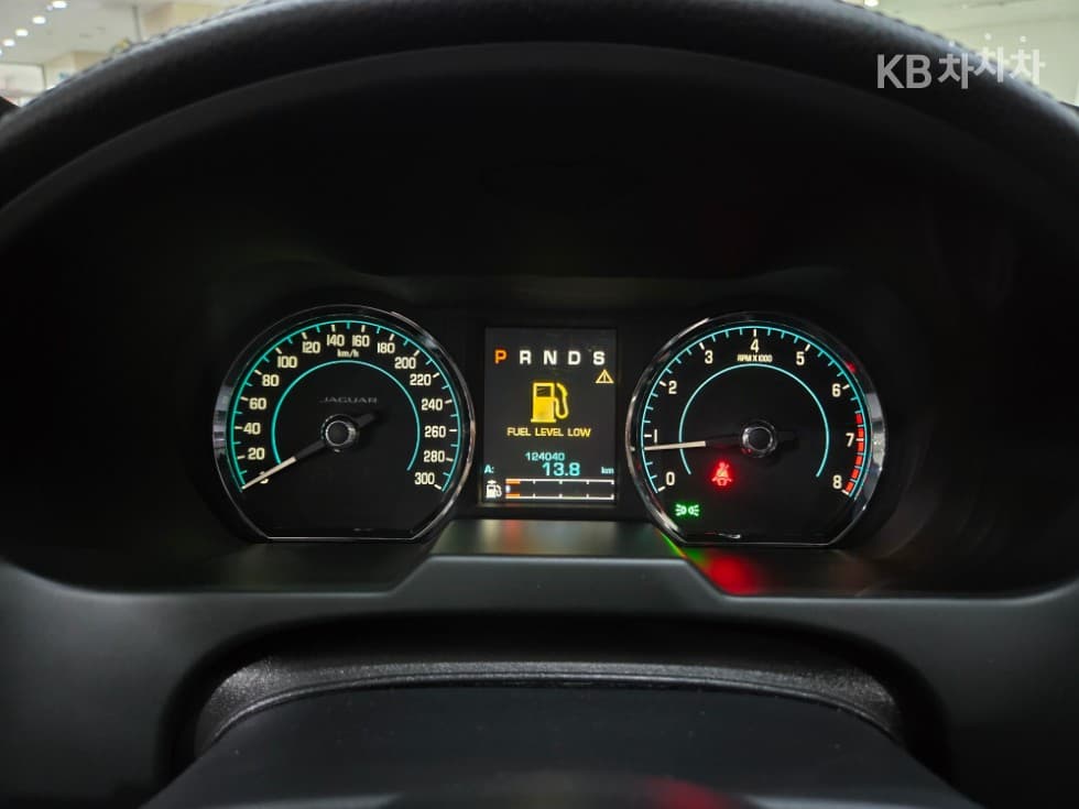 Jaguar New XF2.0 Лукс X250 - 10