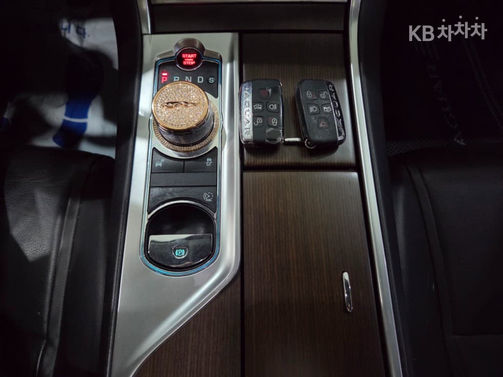 Jaguar New XF2.0 Лукс X250 - 13