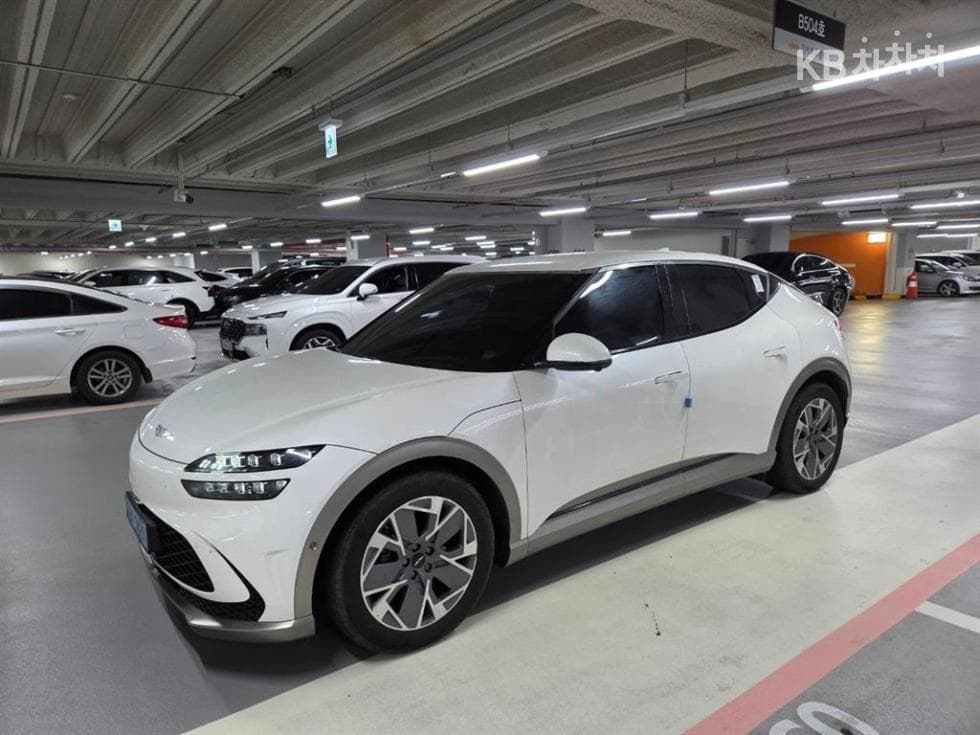 Дженезис GV60 Стандартен 2WD Стандартен - Image 1