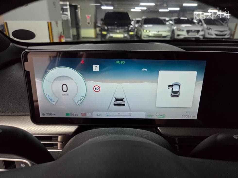 Дженезис GV60Стандартен 2WD Стандартен - 12