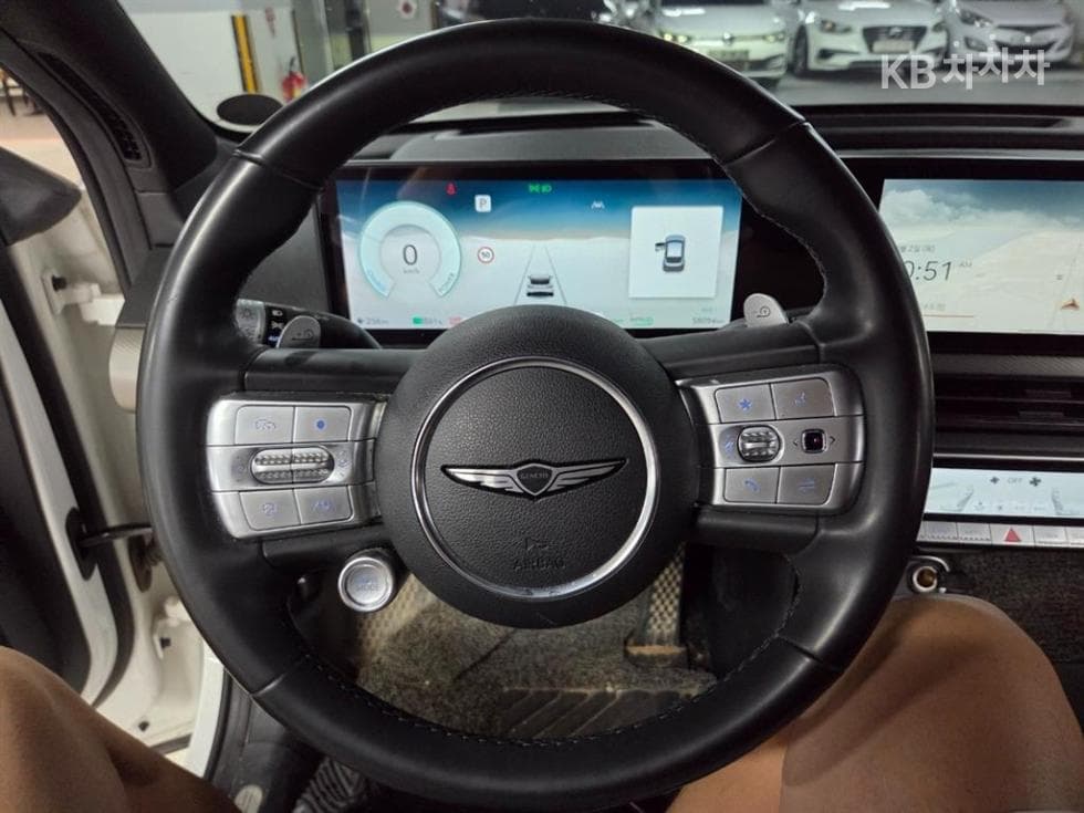 Дженезис GV60Стандартен 2WD Стандартен - 14