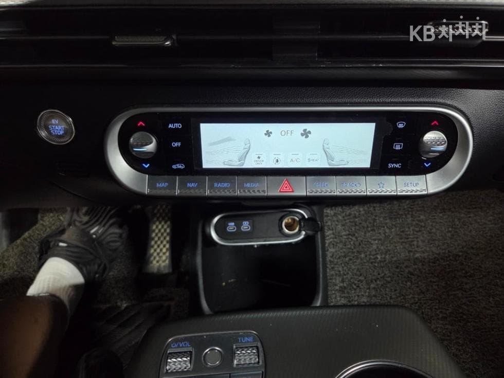 Дженезис GV60Стандартен 2WD Стандартен - 20