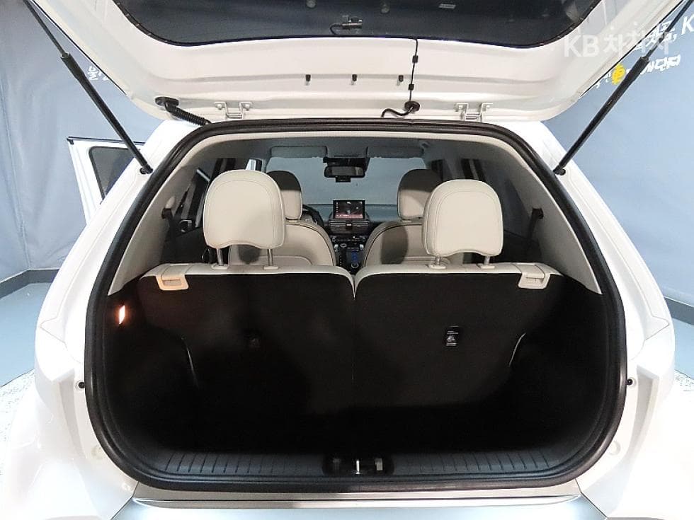 Hyundai Casper1.0 Gasoline Inspiration - 19