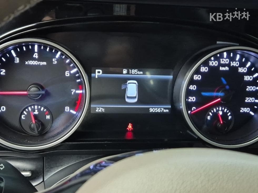 Киа Канивал 4-то поколениеG3.5 GDI 9-местен Престиж - 6