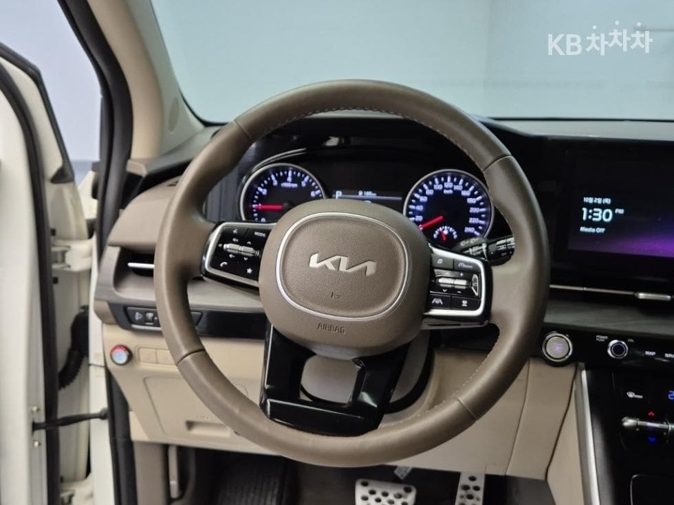 Киа Канивал 4-то поколениеG3.5 GDI 9-местен Престиж - 9