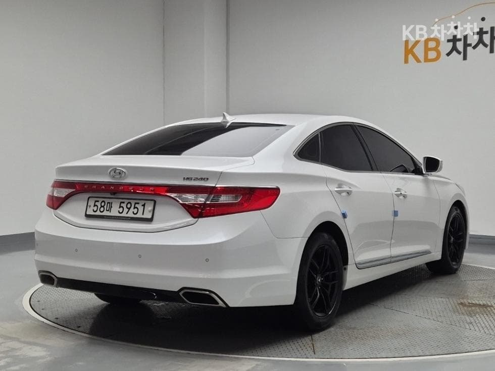 Хюндай Grandeur (Azera)HGHG240 Modern - 3