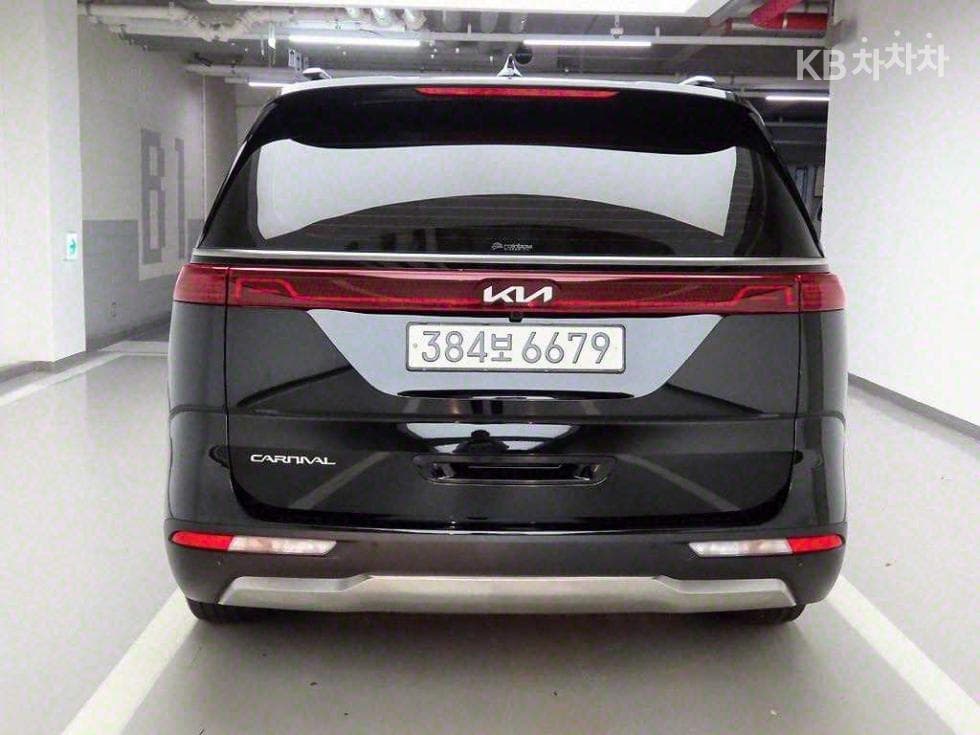 Kia Carnival 4th Generation G3.5 GDI 9-Passenger Signature - Image 3