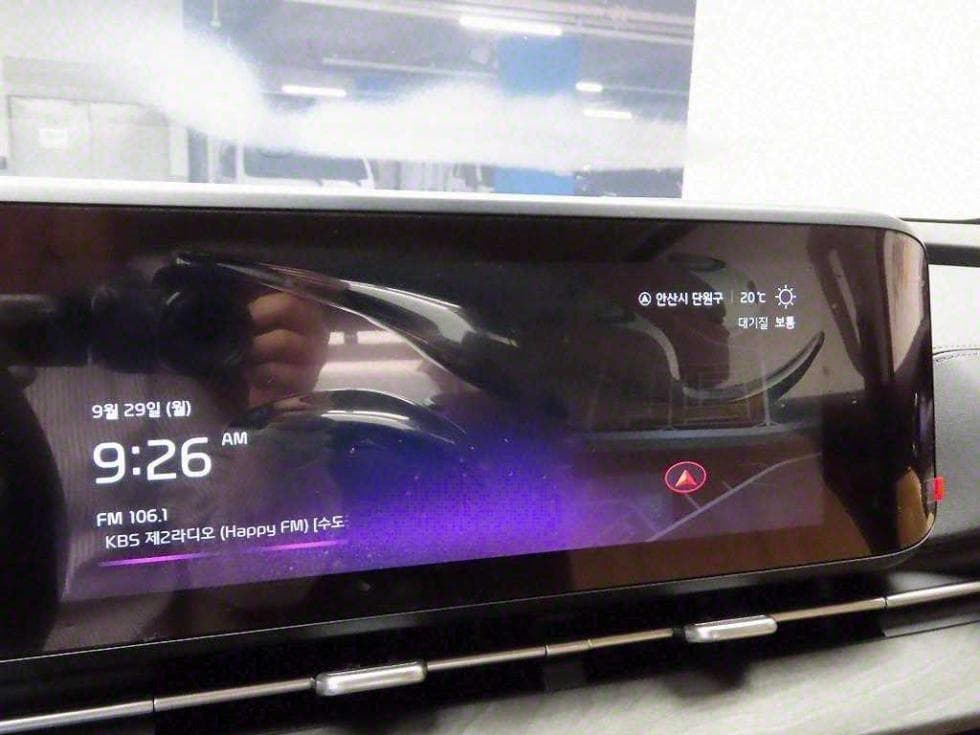 (384 views6679)Kia Carnival 4th Generation G3.5 GDI 9Passenger Signature - 8