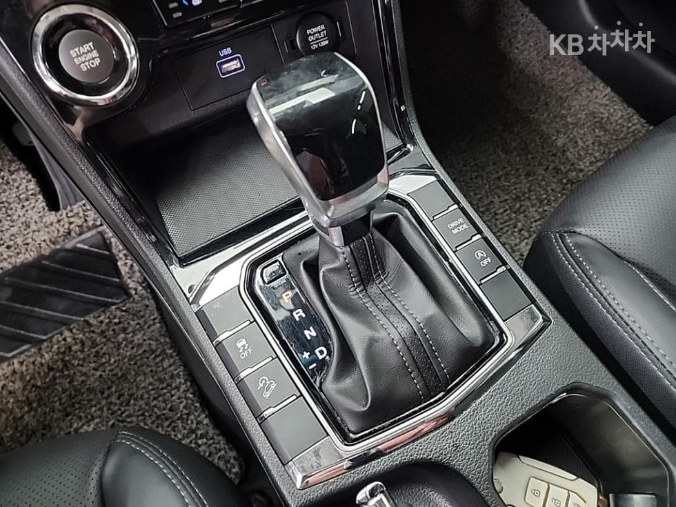КейДжи Мобилити 뷰티플 코란도1.5 GDi Turbo 2WD C5 Plus - 8