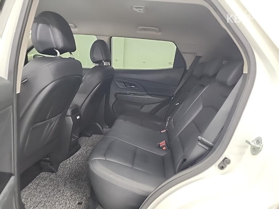 КейДжи Мобилити 뷰티플 코란도1.5 GDi Turbo 2WD C5 Plus - 12