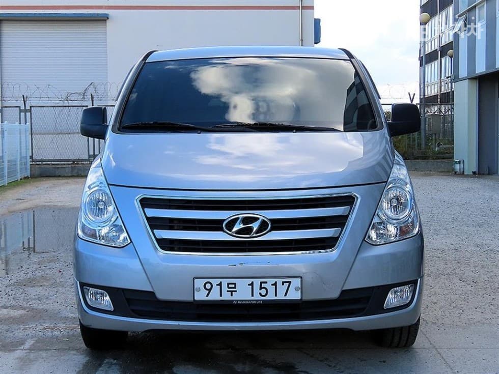 Хюндай Гранд Старекс5-местен Ван Смарт