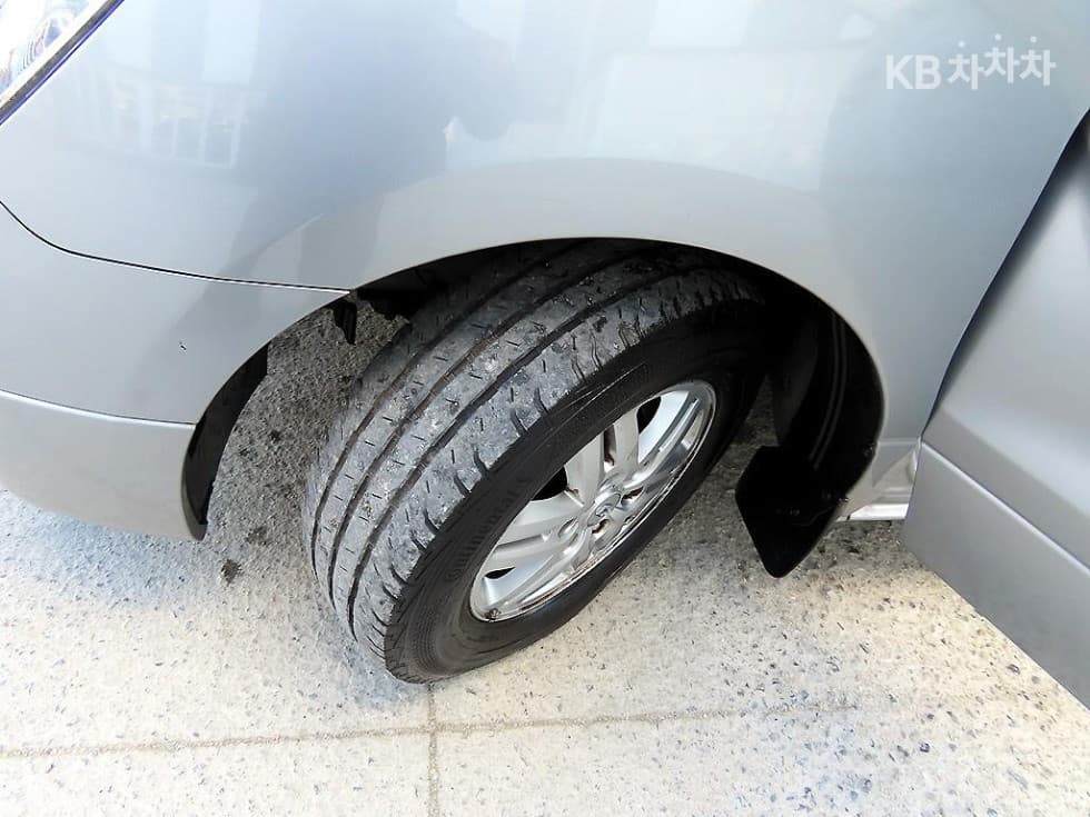 Хюндай Гранд Старекс5-местен Ван Смарт - 18