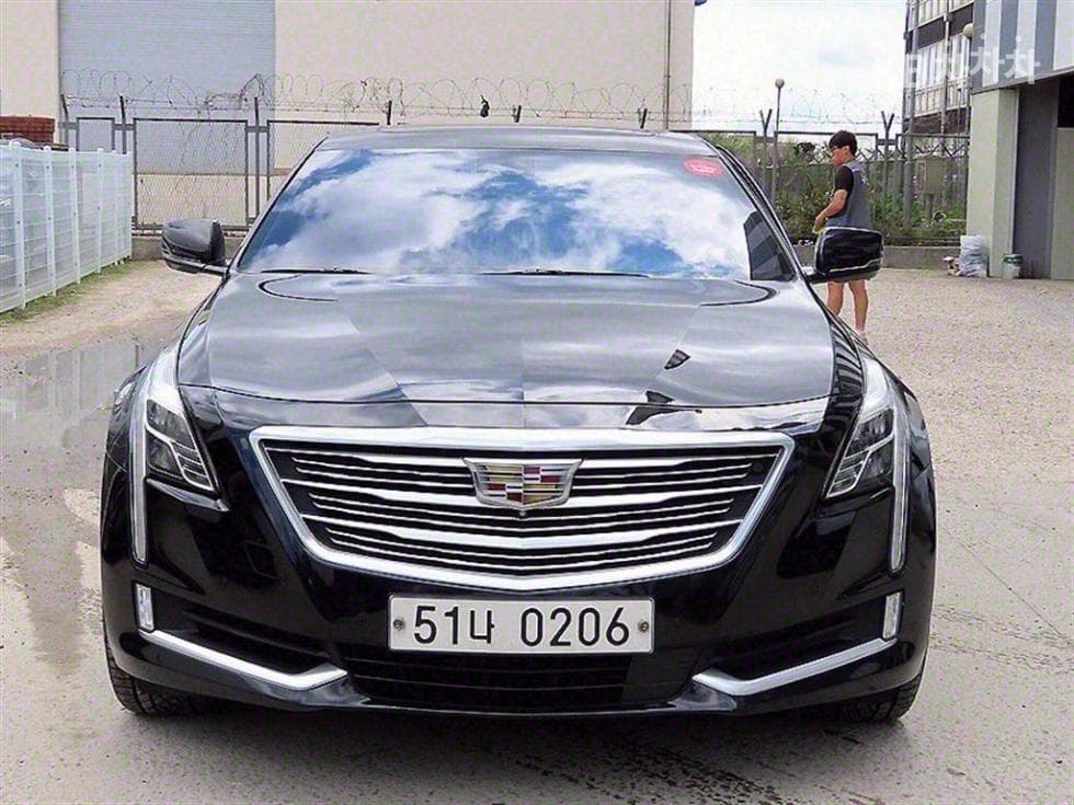 캐딜락 CT6 3.6 Platinum AWD - Image 1