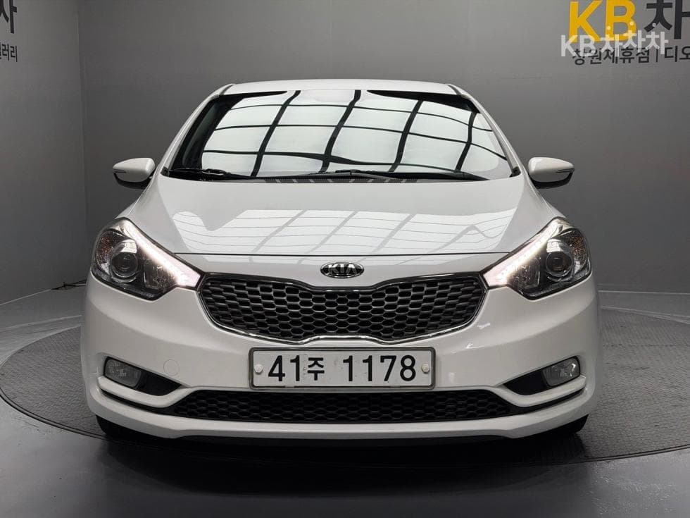 Киа K3 Тренди - Image 1