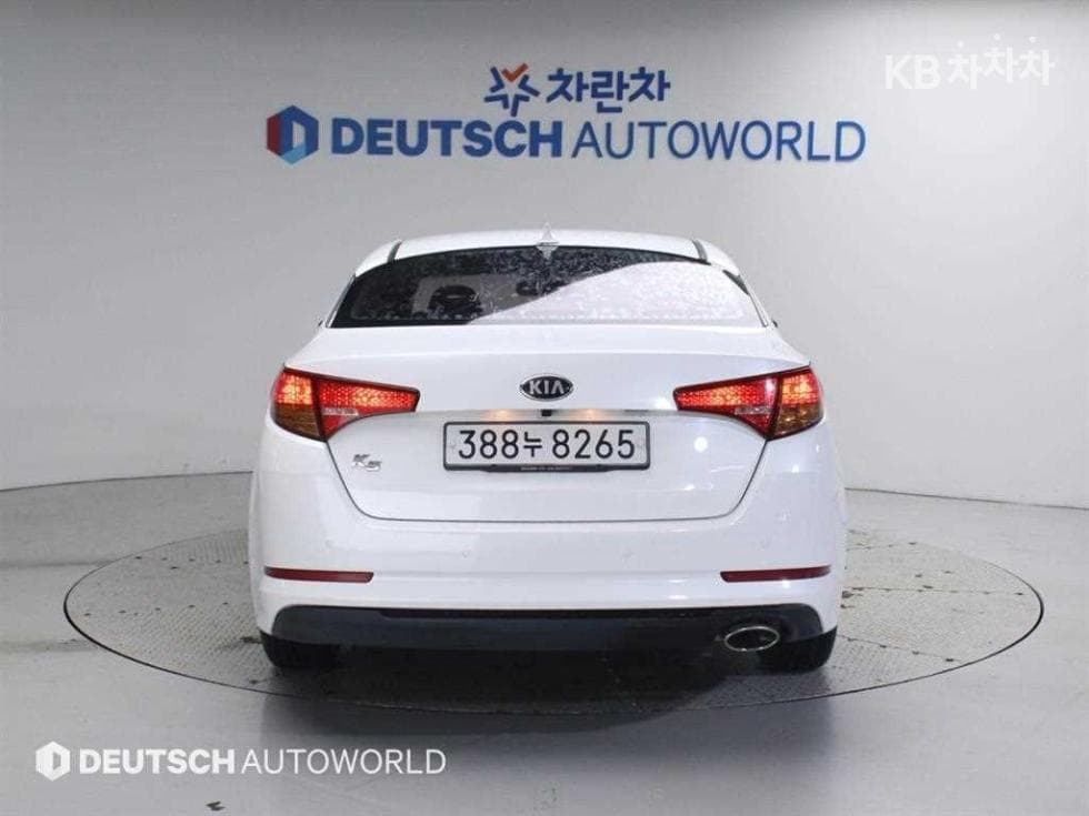 Kia K5 2.0 LPI Deluxe - Image 4