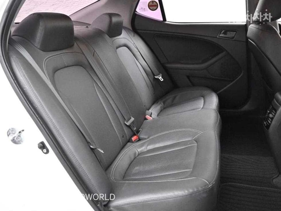 (388n8265)KIA K52.0 LPI Deluxe - 12