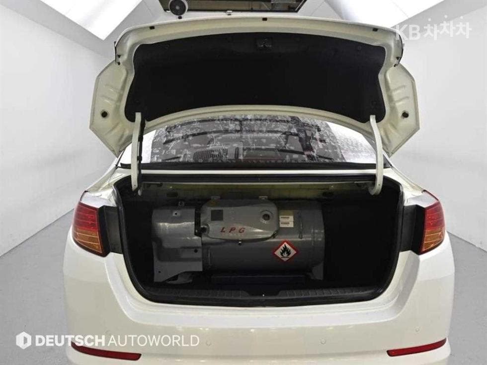 (388n8265)KIA K52.0 LPI Deluxe - 20