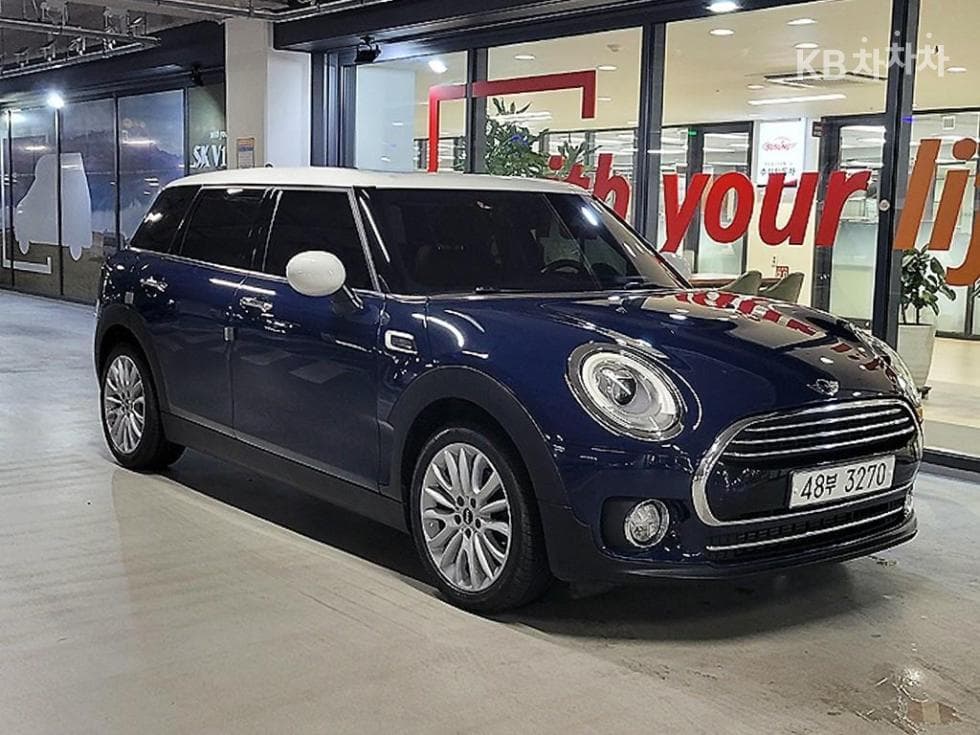 Mini 클럽맨 Second generation 2.0 Cooper D High Trim - Image 1