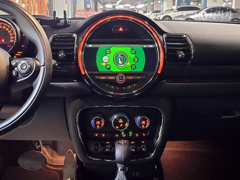 Mini 클럽맨 Second generation2.0 Cooper D High Trim - 11