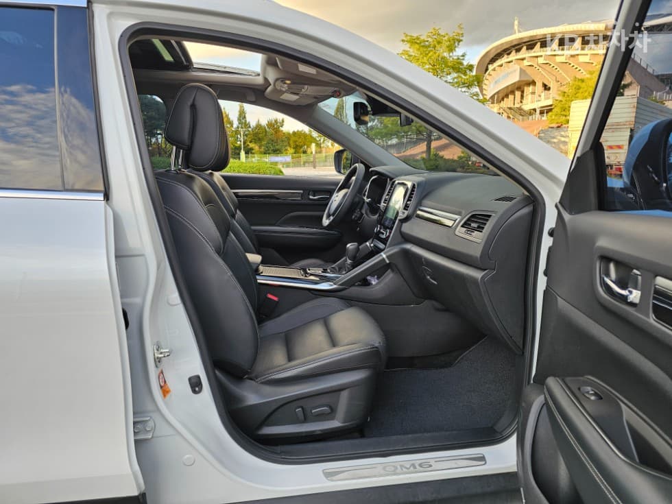 Renault Korea QM62.0 4WD RE Signature - 12
