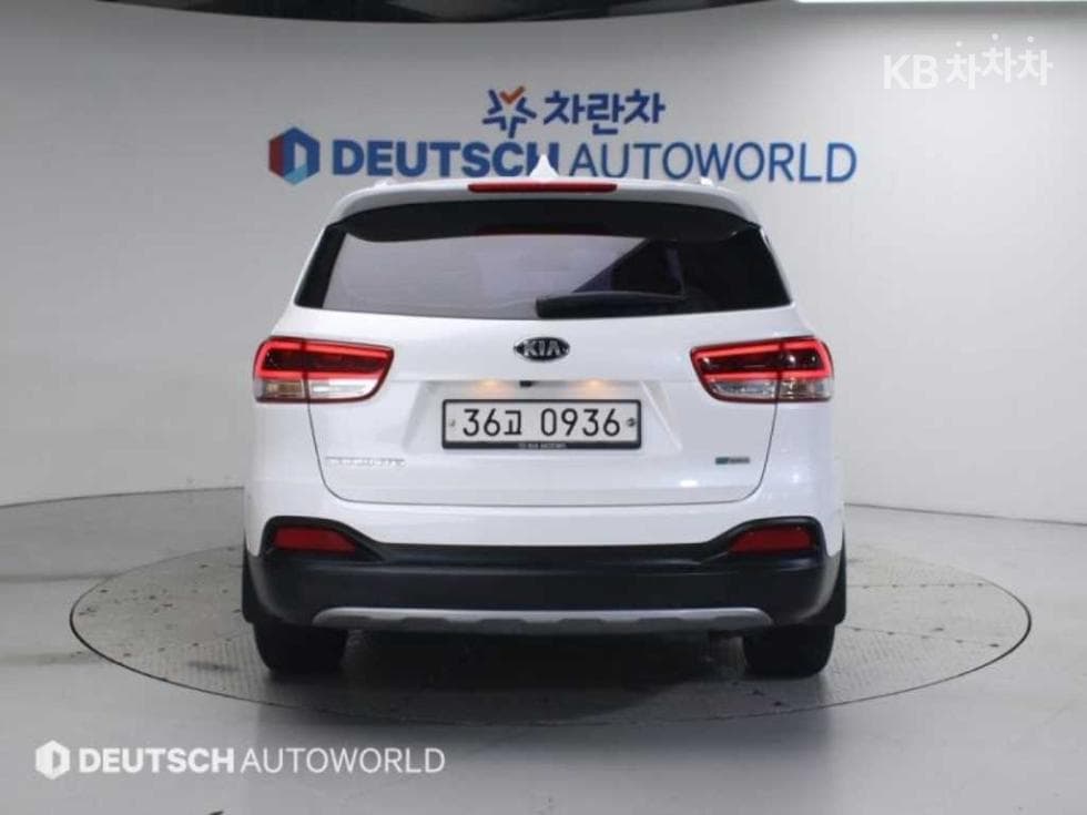 Киа All NewSorentoДизел 2.2 2WD Noblesse - 4