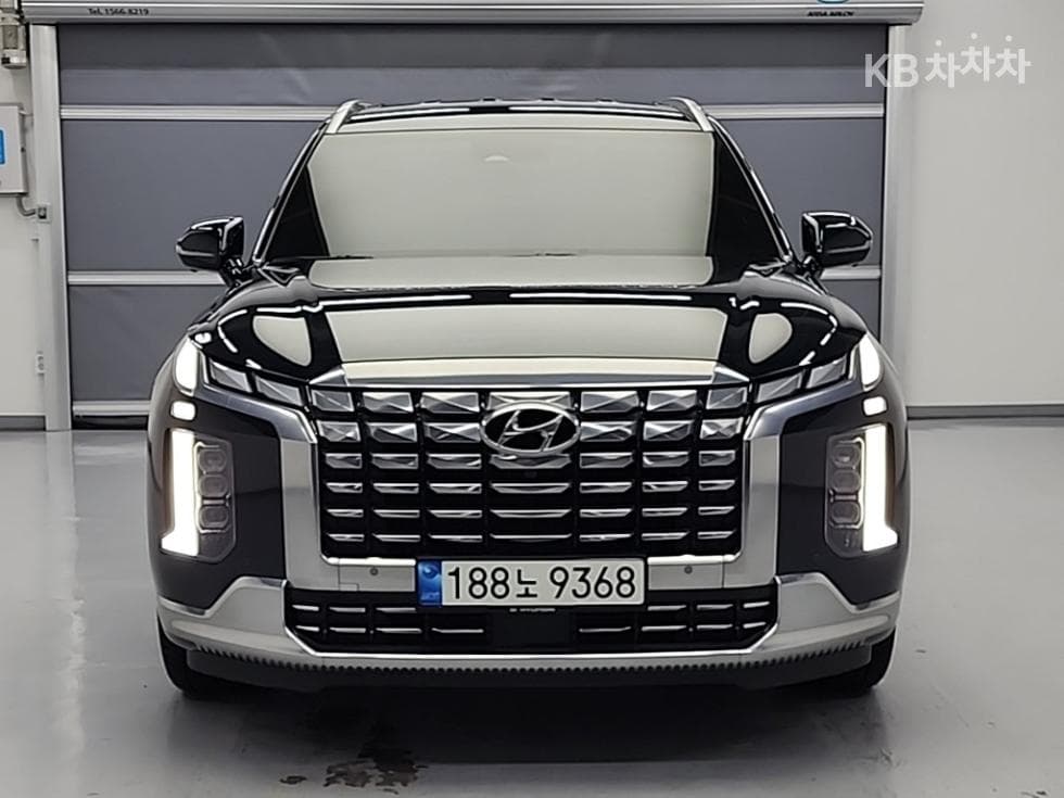 Hyundai The New Palisade 3.8 Petrol 2WD Calligraphy - Image 2