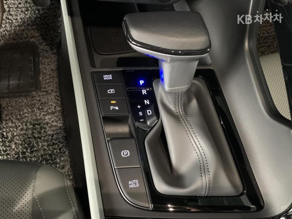 Хюндай The New (фейслифт) Avante (Elantra) (CN7)1.6 Бензин Inspiration - 9