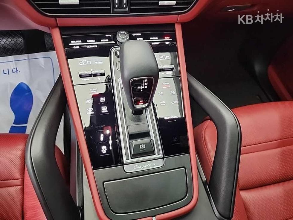 Porsche Cayenne(9Y0)3.0 E-Hybrid Coupe Platinum Edition - 8