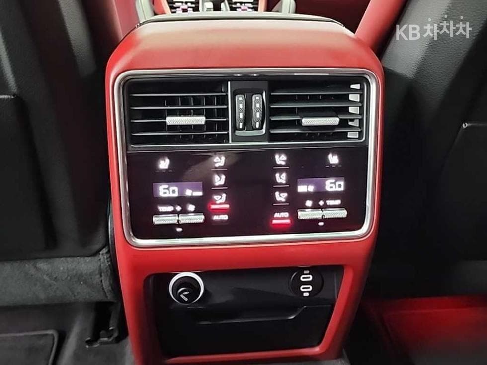 Porsche Cayenne(9Y0)3.0 E-Hybrid Coupe Platinum Edition - 13