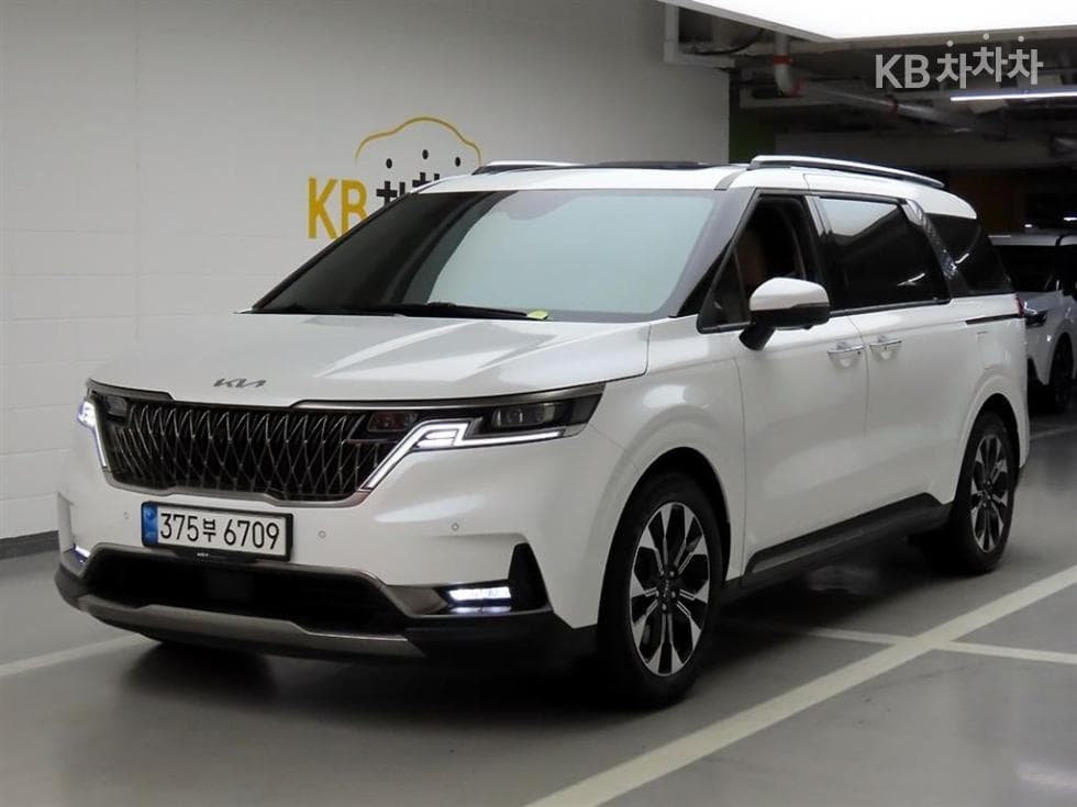 Kia Carnival 4th Generation G3.5 GDI 9-Passenger Signature - Image 1