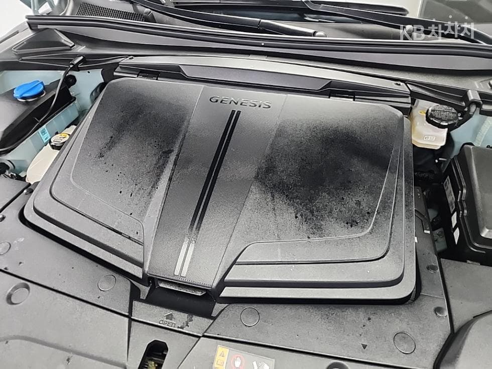 Дженезис GV60퍼포먼스 AWD Стандартен - 5