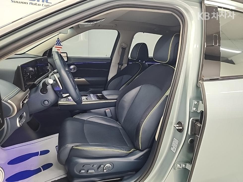 Дженезис GV60퍼포먼스 AWD Стандартен - 11