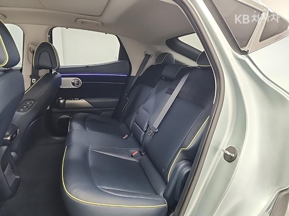 Дженезис GV60퍼포먼스 AWD Стандартен - 12