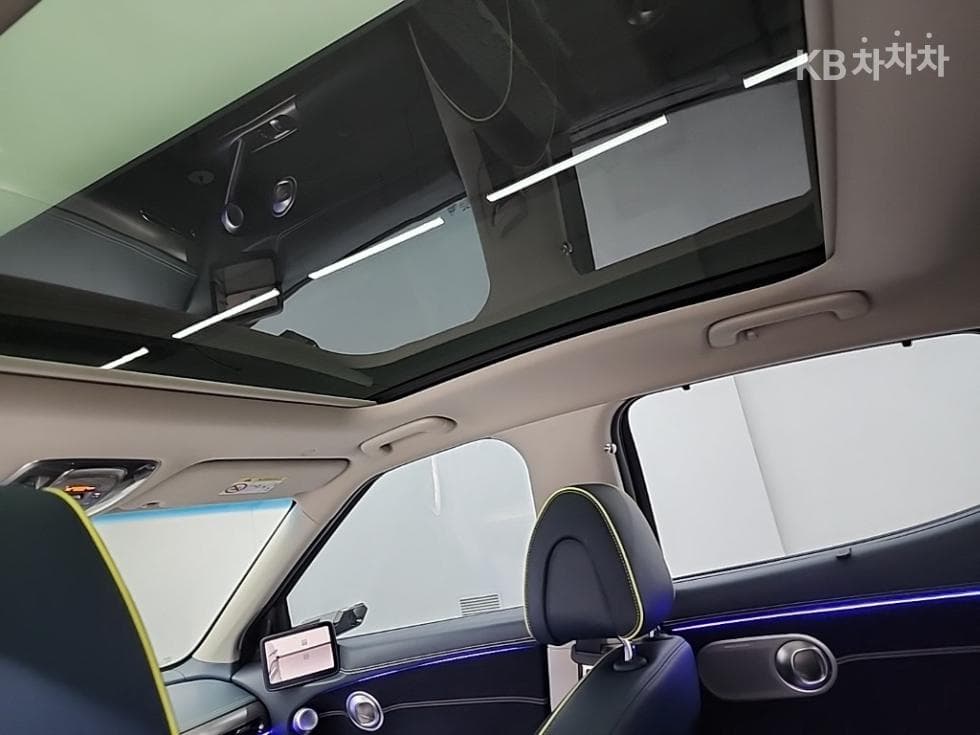 Дженезис GV60퍼포먼스 AWD Стандартен - 16