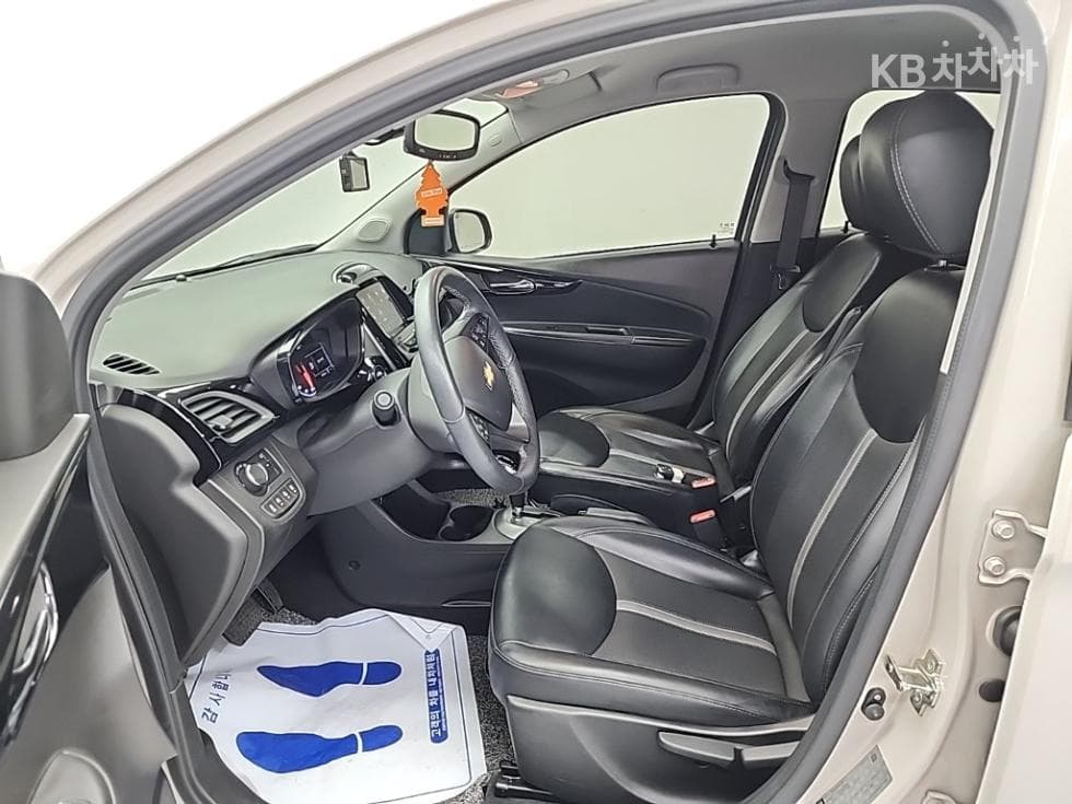 (55O5950)GM The New Spark LT Basic - 11