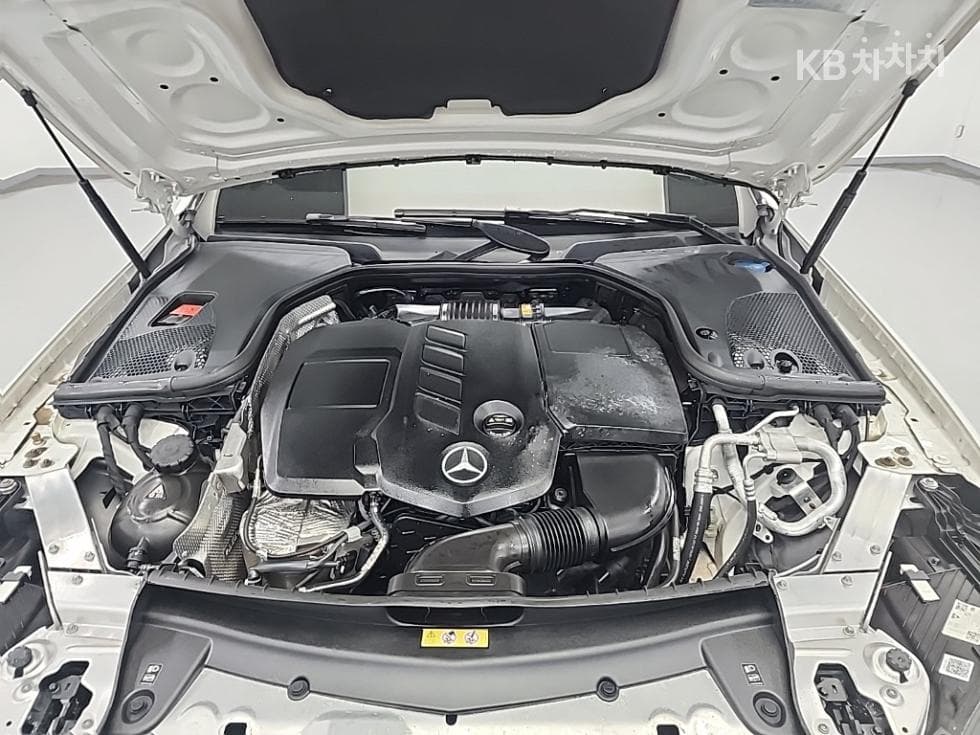 (287bo2709)Mercedes-Benz E-Class (W213)E220d 4MATIC Exclusive - 5