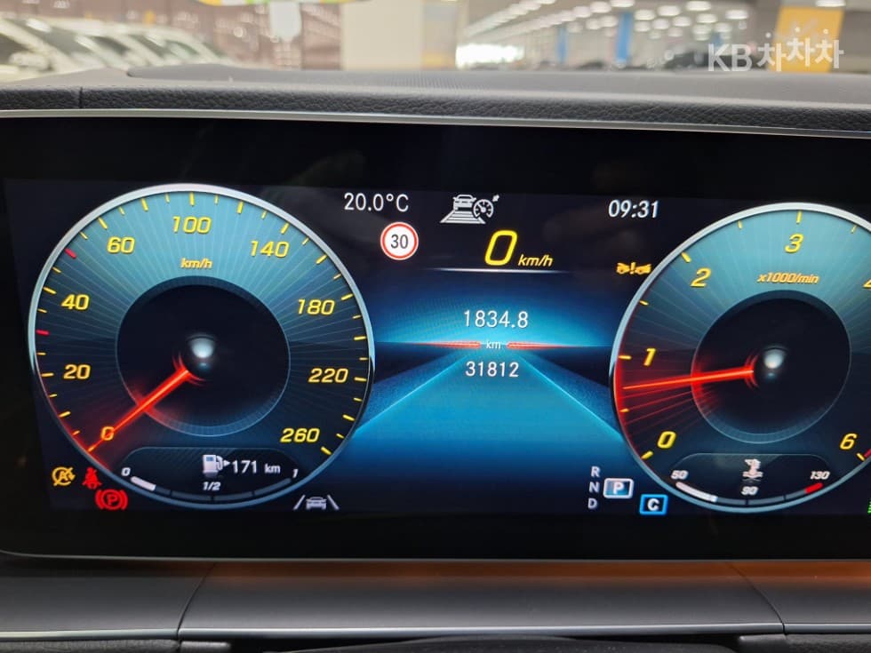 (333More1443)Mercedes-Benz GLS (X167)GLS400d 4Matic Base - 16