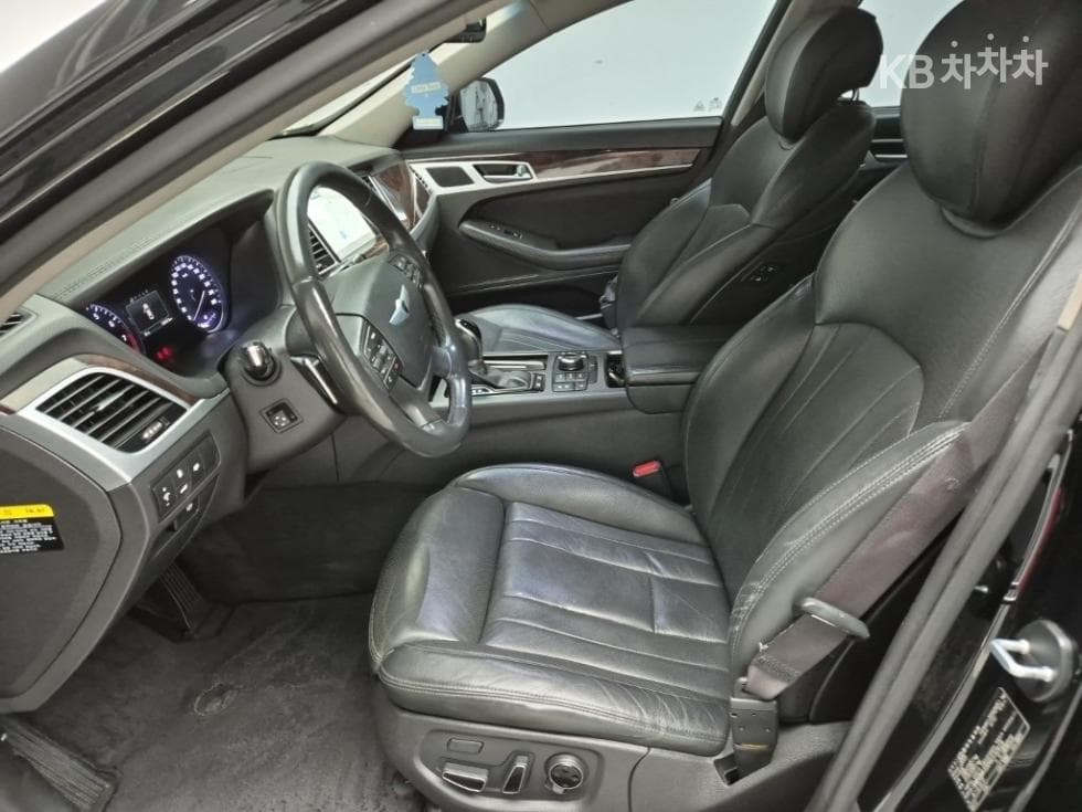 (2471675)Hyundai Genesis DHG330 Premium AWD - 11